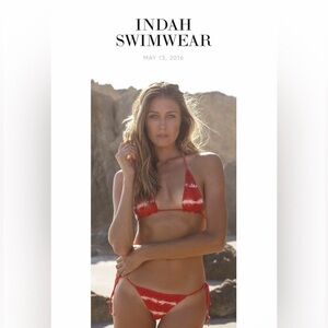 Indah Swimwear, knitted bikini top, XS, orange 🍊 & white